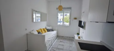 Estudio en alquiler en Calle de Lope de Rueda, 222, cerca de Calle de Juan Pérez de Viedma, El Atabal-El Chaparral-Los Morales (Distrito Puerto de la Torre. Málaga Capital) de 625 €<span>/mes</span>