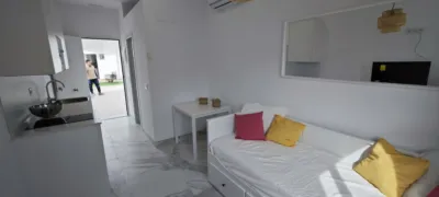 Estudio en alquiler en Calle de Lope de Rueda, 222, cerca de Calle de Juan Pérez de Viedma, El Atabal-El Chaparral-Los Morales (Distrito Puerto de la Torre. Málaga Capital) de 625 €<span>/mes</span>