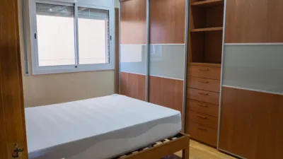 Flat on Carrer de Vallparadís photo 16