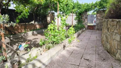 Semi-detached house on Córdoba Street photo 32