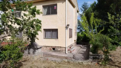 Semi-detached house on Córdoba Street photo 29