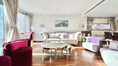 Apartamento en alquiler en Carrer de Can Ràbia - Imagen 3