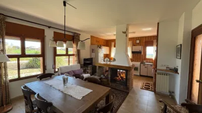 Chalet on Carretera de Pontils photo 17