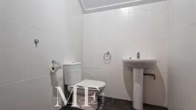 Local comercial en venta en Calle Isabel ´La Católica´, Número 20 - Więcej