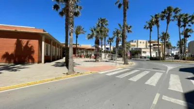 Apartment on Calle de la Prosperidad photo 17