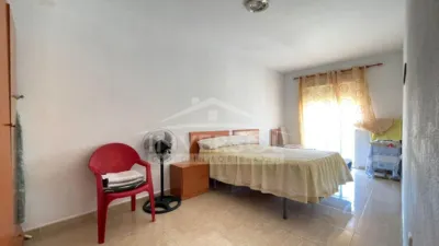 Apartment on Calle de la Prosperidad photo 13