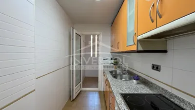 Apartment on Calle de Colombia, 52 photo 18