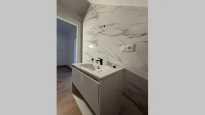 Apartment on Paseo del Mediterráneo photo 9