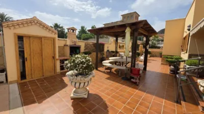 Chalet en Casco Urbano photo 5