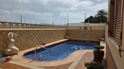 Chalet en Casco Urbano photo 4