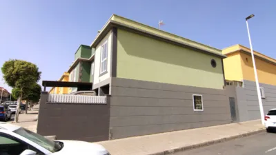 Casa en calle Isora photo 3