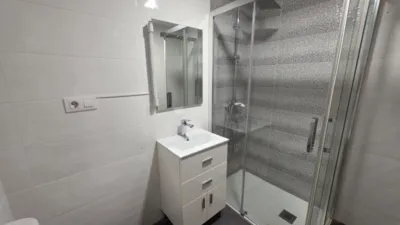 Piso en alquiler en Avenida de Perú, Huerta Rosales-Valdepasillas (Badajoz Capital) de 900 €<span>/mes</span>