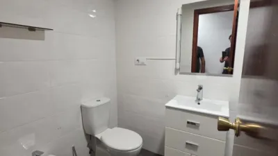 Piso en alquiler en Avenida de Perú, Huerta Rosales-Valdepasillas (Badajoz Capital) de 900 €<span>/mes</span>