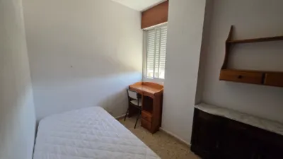 Piso en alquiler en Avenida de Perú, Huerta Rosales-Valdepasillas (Badajoz Capital) de 900 €<span>/mes</span>