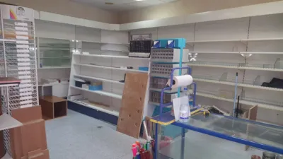 Local comercial en venta en Calle de la Pena - Vista 4