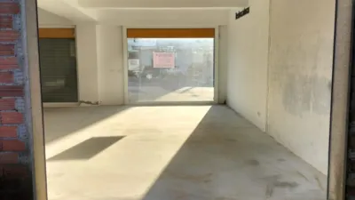 Local comercial en alquiler en Rúa da Coruña - Més