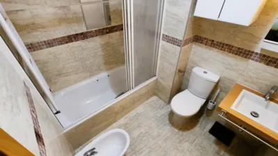 Apartment on Calle José Pascual López Cortón photo 27