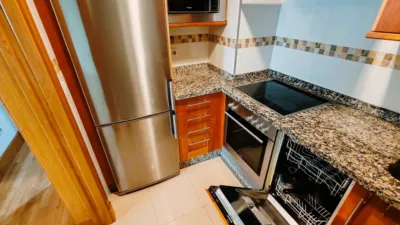 Apartment on Calle José Pascual López Cortón photo 12