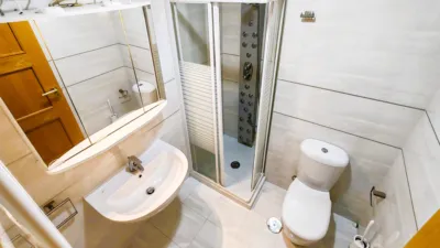 Apartment on Calle José Pascual López Cortón photo 20