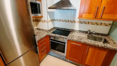 Apartment on Calle José Pascual López Cortón photo 9