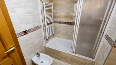 Apartment on Calle José Pascual López Cortón photo 29