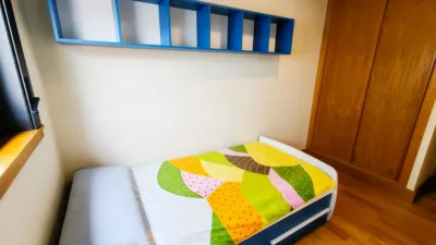 Apartment on Calle José Pascual López Cortón photo 17