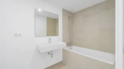 Duplex on Avinguda de la Torre del Vallès photo 13
