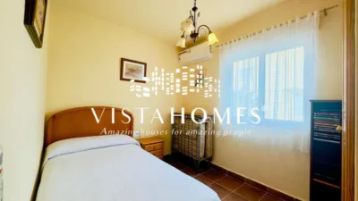 Semi-detached chalet on Avinguda de Picasso photo 32