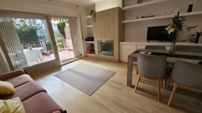 Apartment in Barri de Mar-Ribes Roges-Plaça de la Sardana photo 4
