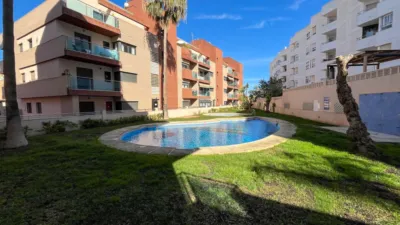 Apartment on Calle Victoria de los Ángeles photo 8