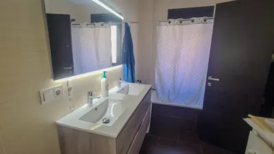 Penthouse on Calle de la Adelfa photo 19