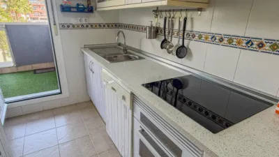 Piso en calle Collera photo 16