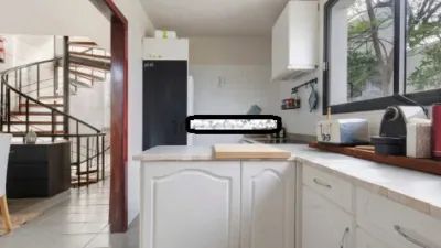 Semi-detached chalet on Caracas Street photo 29