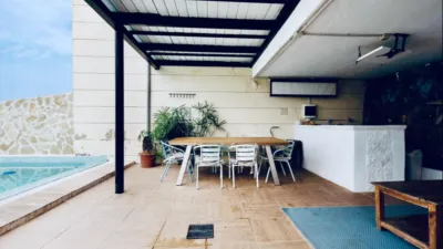 Semi-detached chalet on Caracas Street photo 39