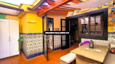 Semi-detached house on Rector Francisco Hernández Borondo Street photo 9
