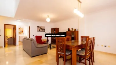 Semi-detached chalet on Calle Los Naranjos photo 11