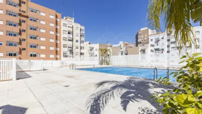 Piso en venta en Avenida de la Reina Victoria Eugenia, 2, Ensanche (Distrito Núcleo Urbano. Cartagena)