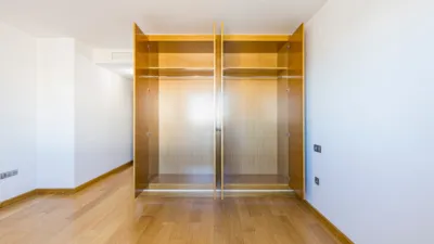 Piso en venta en Avenida de la Reina Victoria Eugenia, 2, Ensanche (Distrito Núcleo Urbano. Cartagena)