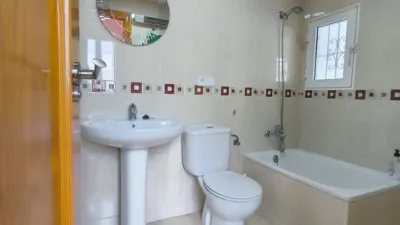 Casa en venta en Calle de la Marina, 18, Los Dolores-Los Gabatos-Hispanoamérica (Distrito Núcleo Urbano. Cartagena) de 159.000 €