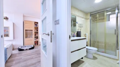 Piso en venta en Avenida de la Reina Victoria Eugenia, Ensanche (Distrito Núcleo Urbano. Cartagena) de 249.000 €