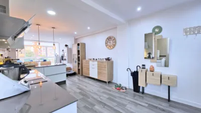 Piso en venta en Avenida de la Reina Victoria Eugenia, Ensanche (Distrito Núcleo Urbano. Cartagena) de 249.000 €