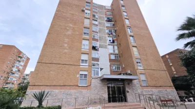 Piso en venta en Avenida de la Reina Victoria Eugenia, Ensanche (Distrito Núcleo Urbano. Cartagena) de 249.000 €