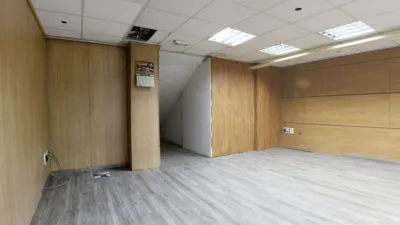 Local comercial en venta en Avenida de la Antigua Florida, número sn, Centro (Palencia Capital) de 200.000 €