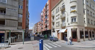 Local comercial en alquiler en Calle de Estrada, número SN, Centro (Palencia Capital) de 500 €<span>/mes</span>