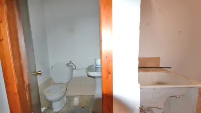 Local comercial en alquiler en Avenida del Cardenal Cisneros, número S/N, Campo de la Juventud-Santiago (Palencia Capital) de 500 €<span>/mes</span>
