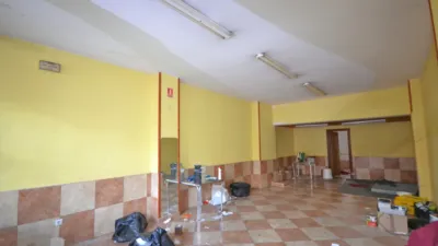 Local comercial en alquiler en Avenida del Cardenal Cisneros, número S/N, Campo de la Juventud-Santiago (Palencia Capital) de 500 €<span>/mes</span>