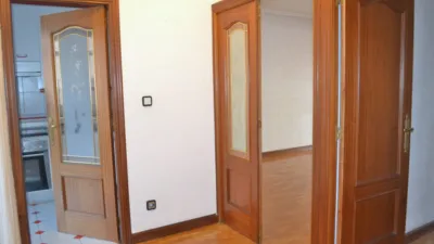 Apartment on Avenida de Casado del Alisal, No. S/N photo 31