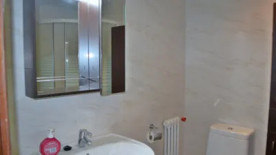 Apartment on Avenida de Casado del Alisal, No. S/N photo 4