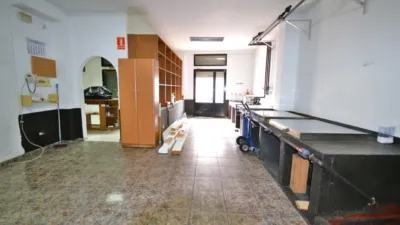 Local comercial en venta en Calle de Villacasares, número SN, El Cristo-Ave María (Palencia Capital) de 80.000 €