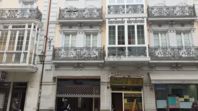 Local comercial en alquiler en Calle Mayor, número SN, cerca de Calle de Ignacio Martínez de Azcoitia, Centro (Palencia Capital) de 1.100 €<span>/mes</span>